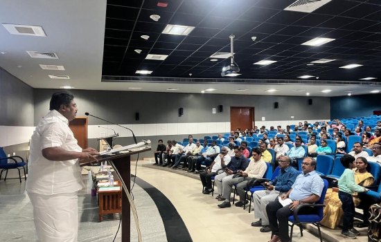 Puducherry's Civil Supplies Minister Commends NIC and VLEs in Training on Online Ration Card Services