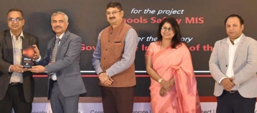 NIC’s Rythu Bima and School Safety Mobile App Shine at National Awards