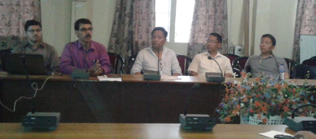 Img: Sh.Hemanta Kumar Saikia,STD,NIC,Assam(2nd from Left) & Sh.V.Vikishe Sema,TD,NIC,Dimapur(Centre)