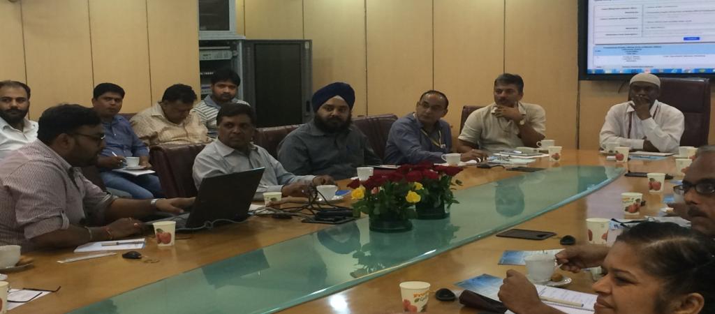 Mr. Akash Kumar Gupta, Scientist-B, CSID, giving training to the participants.