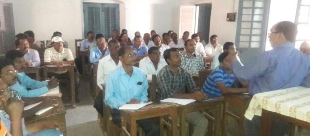 Sri Subash Ch. Misra, DIO, NIC, Ganjam conducting training