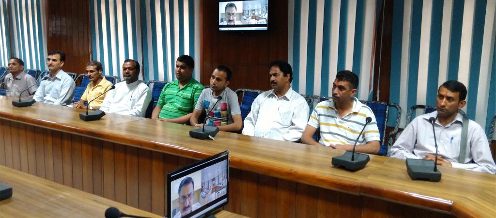 Sh. Pankaj Gupta intracting with the Participants over Desktop VC