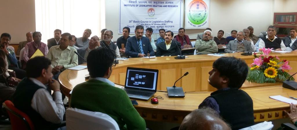Mr. Yogesh Kumar Agarwal, Scientist B, CSID during discussion with participants