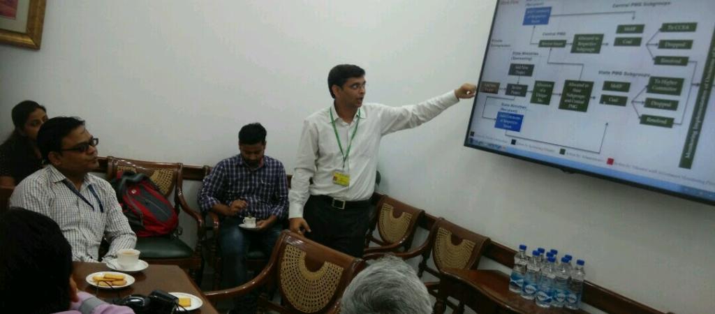 Mr. Vijay Tiwari, Scientist B, NIC explaining the workflow of eSuvidha