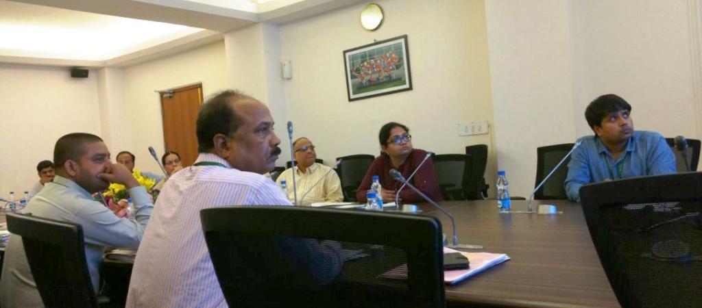Mr. Yogesh Kumar Agarwal, Scientist-B, CSID during discussion with participants