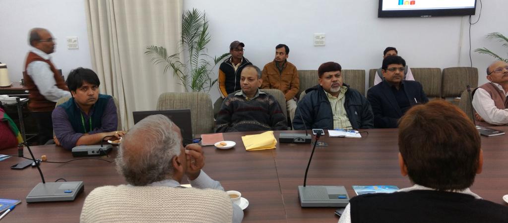 Mr. Yogesh Kumar Agarwal, Scientist B, CSID during discussion with participants
