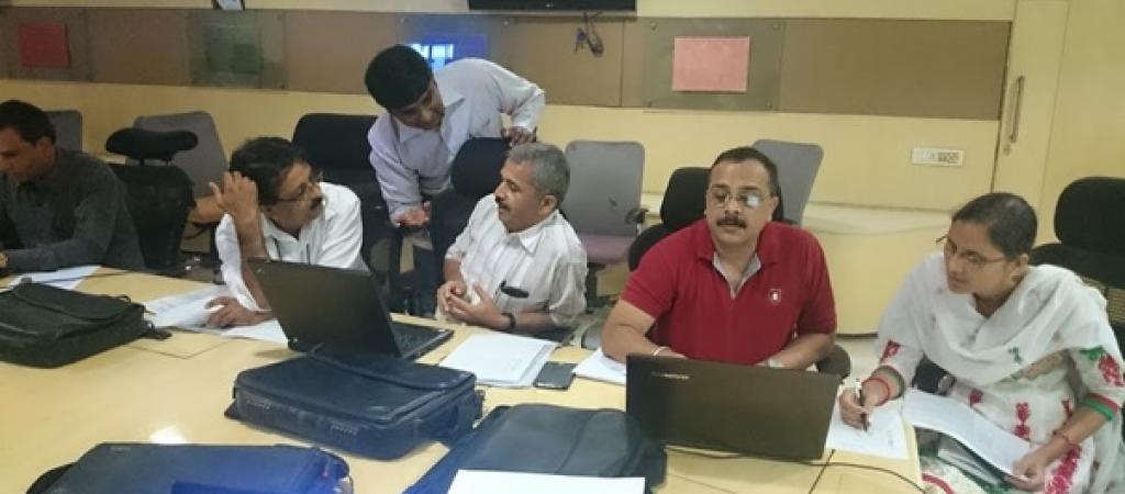 Mr. Vinod Kr. J, Scientist-B, NIC while answering the queries of participants.