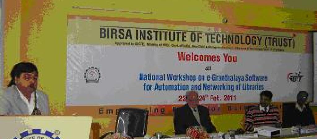 Shri Shahid Ahmad, SIO addressing the audience