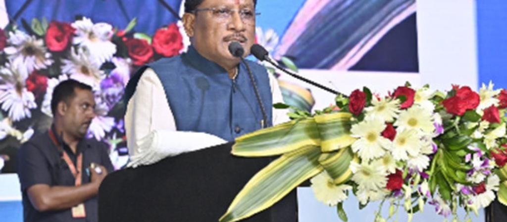 Honorable Chief Minister addressing the gathering during the launch of ten transformative NGDRS services