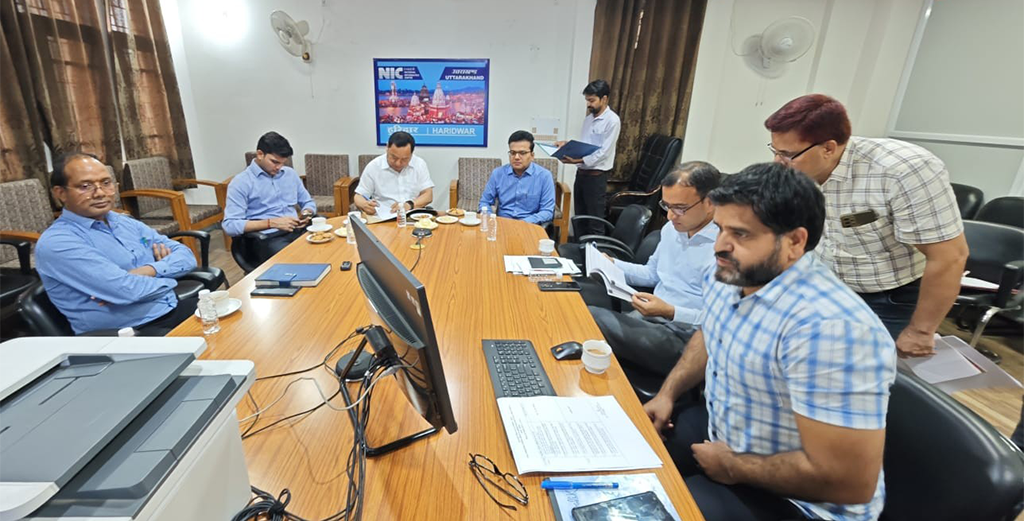 DIO and ADIO, NIC Haridwar providing support in running ECI IT applications during election