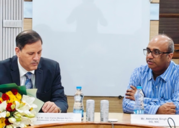 A Cuban delegation led by H.E. Juan Carlos Marsan visited NIC HQ for discussions with Shri Abhishek Singh, Addl. Secretary, MeitY & DG, NIC to explore deeper collaboration in the digital and technology domain