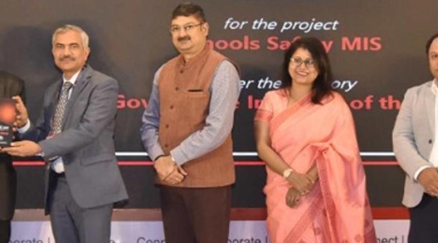 NIC’s Rythu Bima and School Safety Mobile App Shine at National Awards