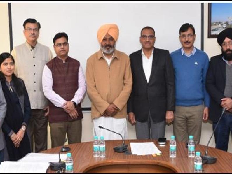 Team NIC with S. Harpal Singh Cheema, Honourable Finance, Planning and Excise & Taxation Minister, Punjab and department officials