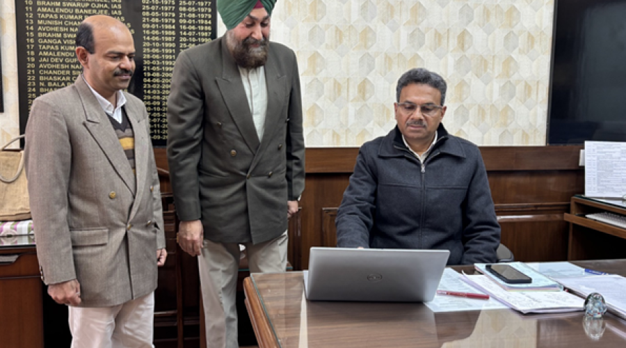 Sh. Anurag Rastogi, IAS, Additional Chief Secretary, Finance Department, Government of Haryana inaugurating the SNA SPARSH portal