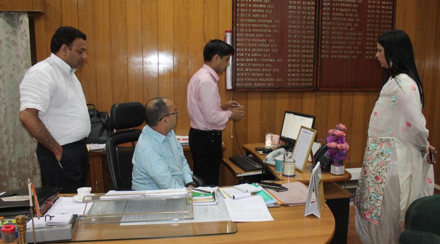 Online Permit System being Launched by the Deputy Commissioner Kullu