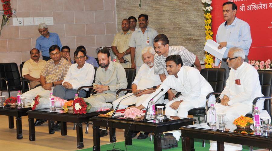 Shri Akhilesh Yadav, Hon'ble Chief Minister of UP inaugurating the portal