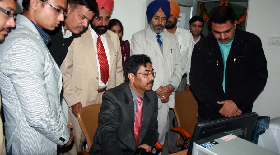 Mr Anil Kumar IAS Secretary Transport, UT Chandigarh inaugurating the services