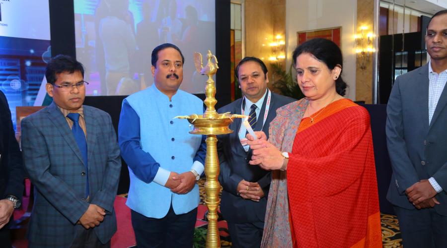 Dr. Neeta Verma, DG, NIC lighting the lamp