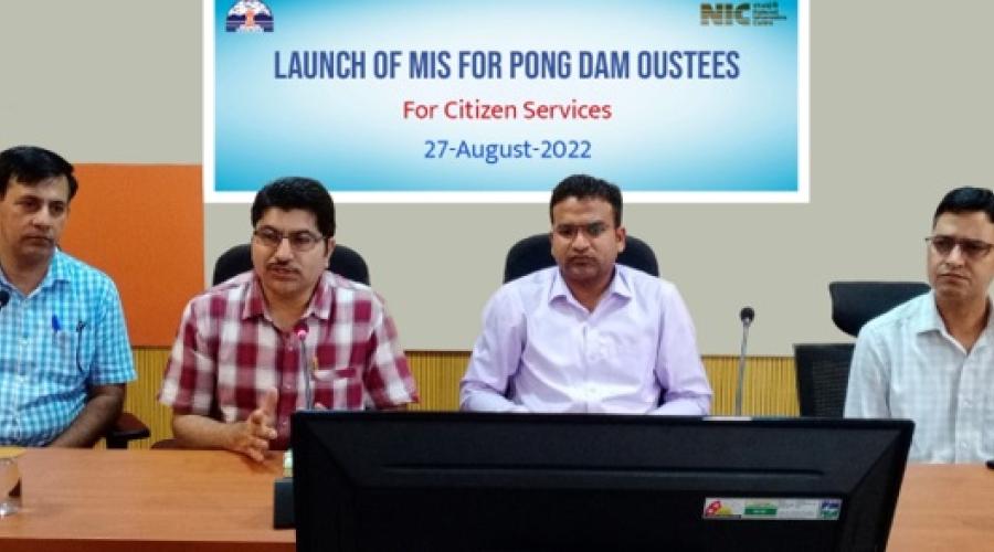 Deputy Commissioner, Kangra launching the MIS Software