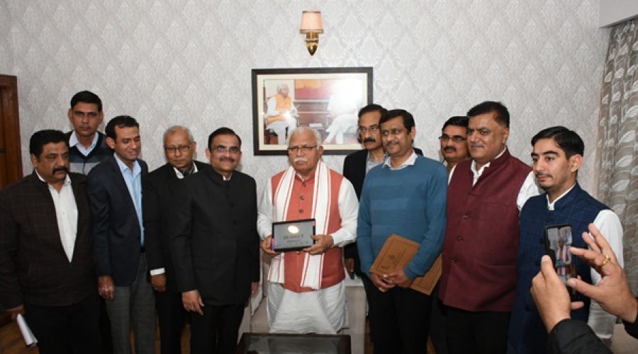 Haryana Chief Minister Sh. Manohar Lal launching paperless Budget 2020-2021 through Tab