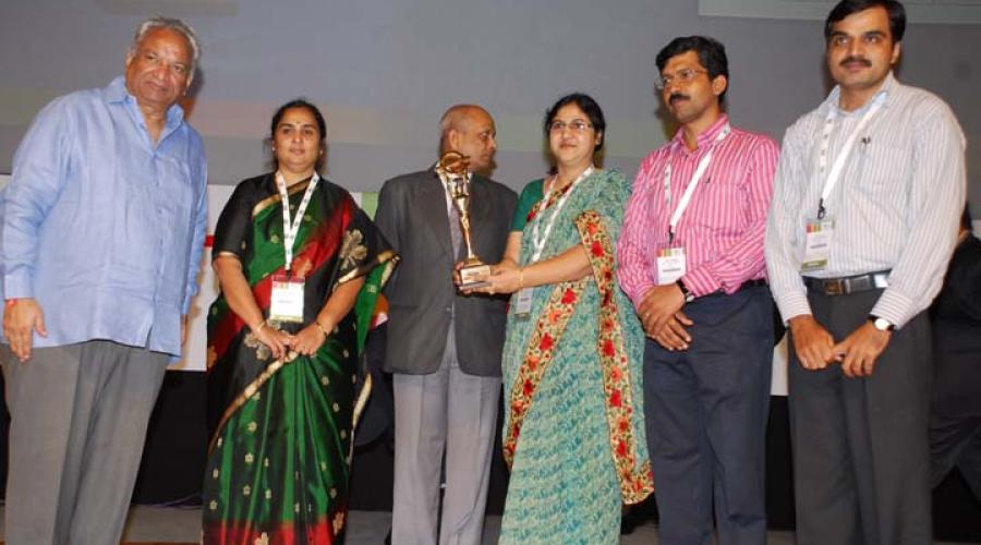 The team of NIC Rajasthan receiving the award