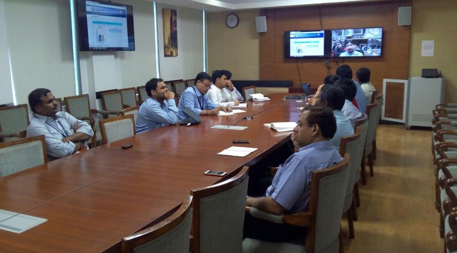 Officials of Cabinet Secretariat Informatics Division via Video Conference during discussion with participants.