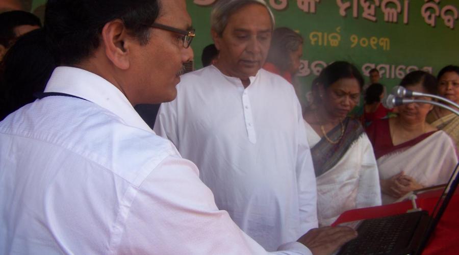 Honourable CM, Odisha inaugurating the Website