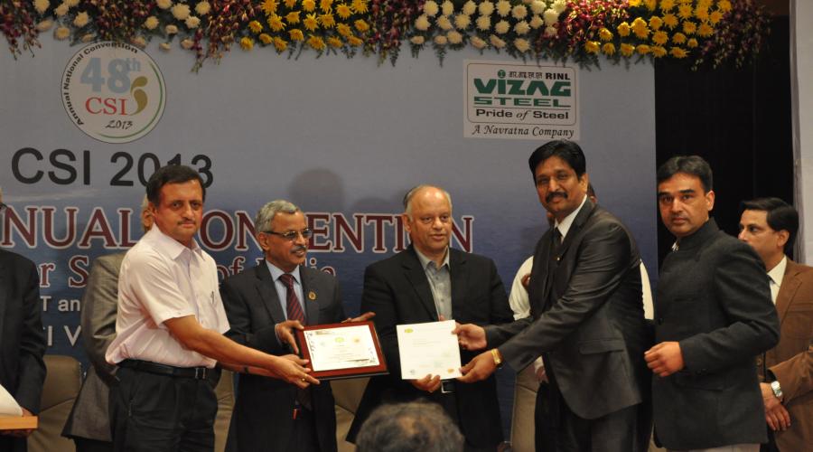 Award being received by Sh. SR Mardi, ADGP and Dr. Saurabh Gupta SIO Himachal Pradesh