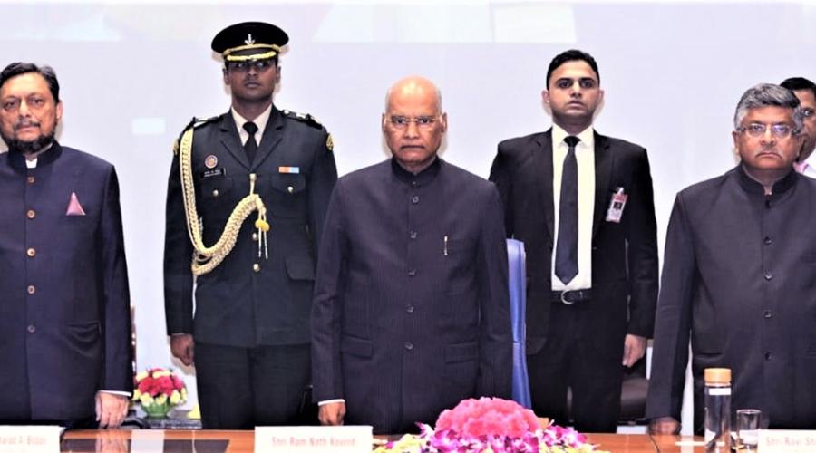 Shri Ram Nath Kovind, Shri Justice Sharad A. Bobde and Shri Ravi Shankar Prasad on the occasion