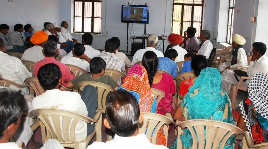 Residents of The Kanpura Gram Panchayat in Ajmer District at the VC with the President of India