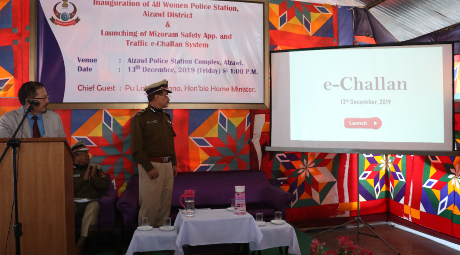 Chief Quest the Honourable Home Minister Shri Lalchamliana  inaugurate the launching of e-Challan