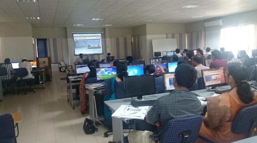 Mr. Vinod Kumar J, Scientist B, NIC and Mr. D.C. Bijalwan, Under Secretary, Cabinet Secretariat, Government of India during demo session.