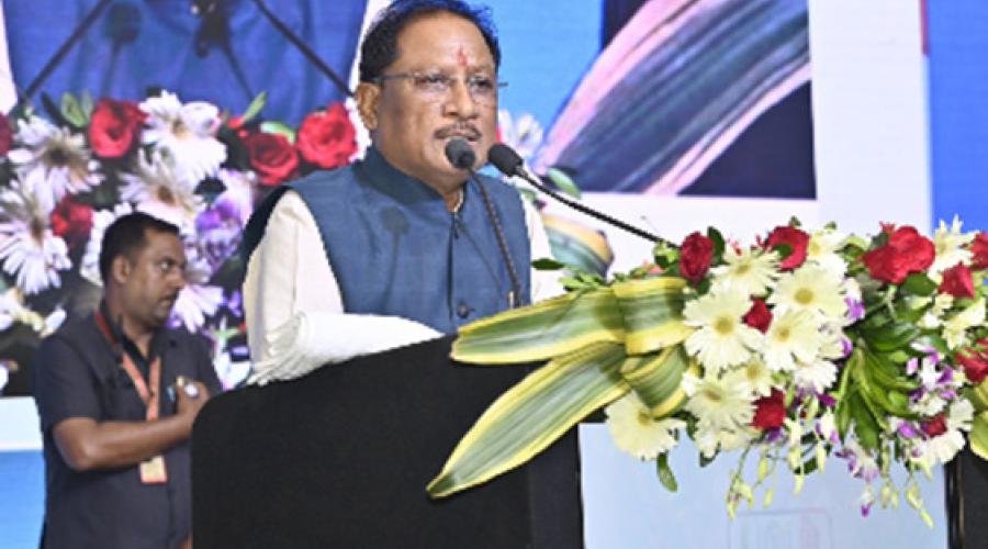 Honorable Chief Minister addressing the gathering during the launch of ten transformative NGDRS services