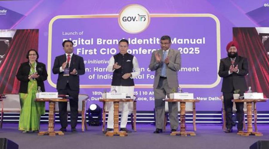 Honorable Minister of State for Information Technology, Shri Jitin Prasada launching Digital Identity Manual during first CIO Conference