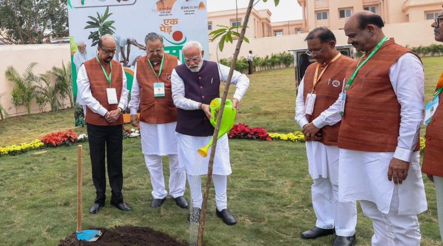 PM Modi Dedicates Landmark Institutions in Nawa Raipur